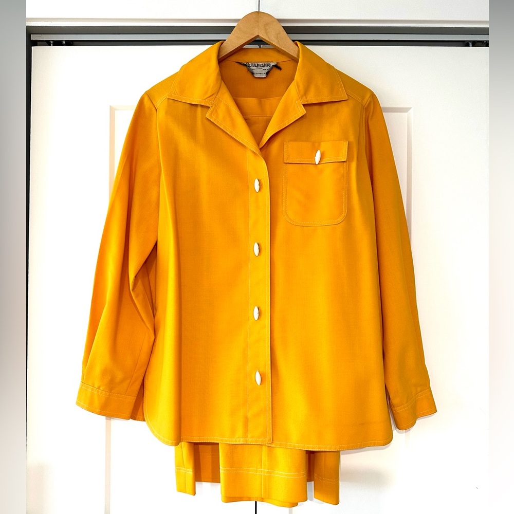 Jaeger Vintage 70s/80s Two-Piece Skirt Suit